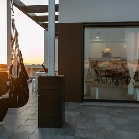 Lägenhet Sunny Penthouse