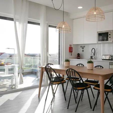 Sunny Penthouse Apartament Ferrel (Leiria)